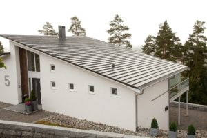 Som eneste helnorske leverandør av alt du trenger til taket, er Skarpnes produkter særlig godt tilpasset norske forhold og byggtekniske krav 12